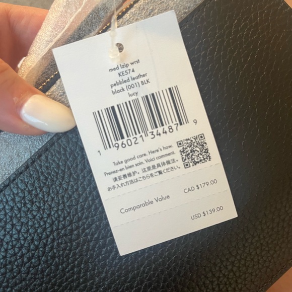 Kate spade brand new black wristlet - Picture 3 of 4
